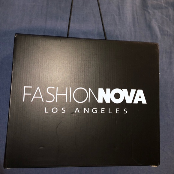 Fashion Nova Knee High Boots - Picture 5 of 5